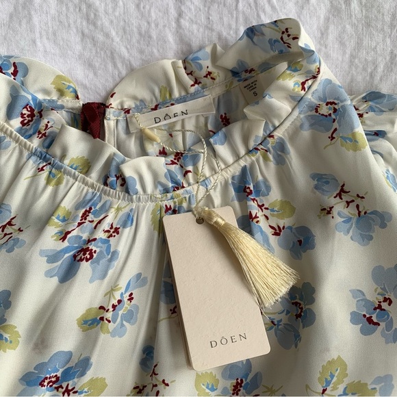 NWT Doen Yvie Silk Ruffle Short Sleeve High Neck Top Bleu Frolicking Floral - Picture 7 of 12